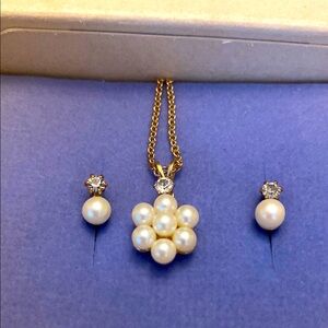AVON Birthstone Accent Pearlesque Necklace and Earrings Set
